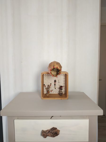 Lampe en bois, calebasse graines – Image 2