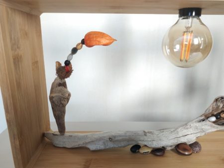 Lampe rectangle en bois et graines – Image 6