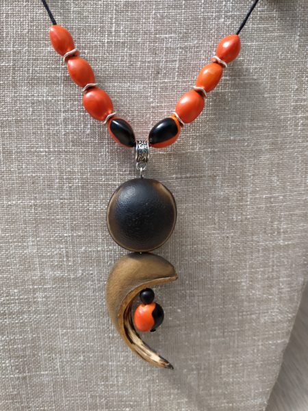 Collier œil de bœuf sablier coque – Image 2