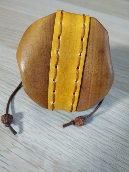 Bourse en cuir et graines n°3 – Image 3